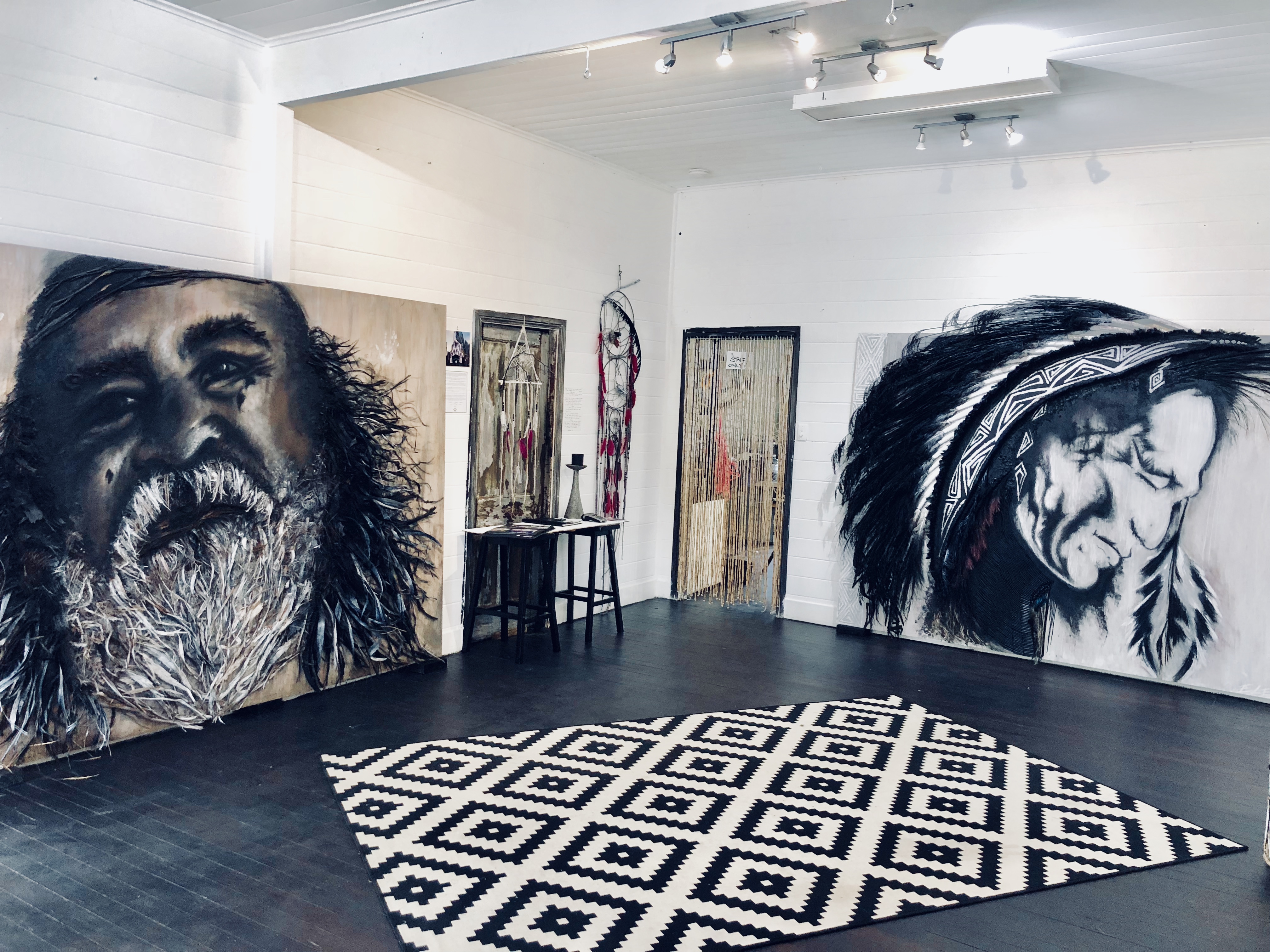 ELENI ... ART GALLERY / STUDIO @ 7 Marvell St Byron Bay, NSW. Australia ELENI ... ART GALLERY / STUDIO @ 7 Marvell St Byron Bay, NSW. Australia